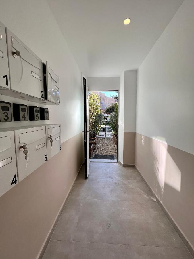 Amazing New Property In The Heart Of The Old Town Of Antibes Exterior photo