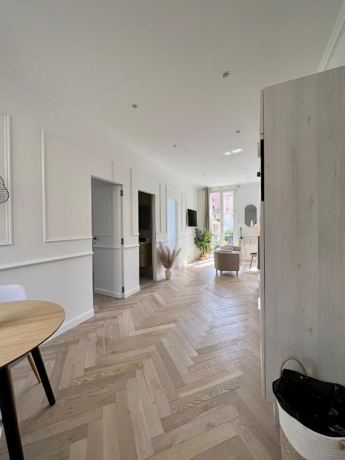 Amazing New Property In The Heart Of The Old Town Of Antibes Exterior photo