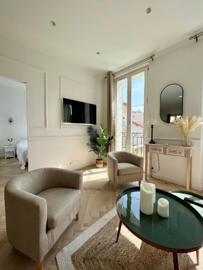 Amazing New Property In The Heart Of The Old Town Of Antibes Exterior photo