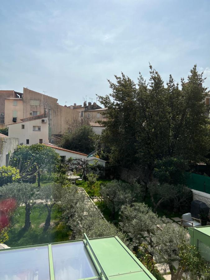 Amazing New Property In The Heart Of The Old Town Of Antibes Exterior photo